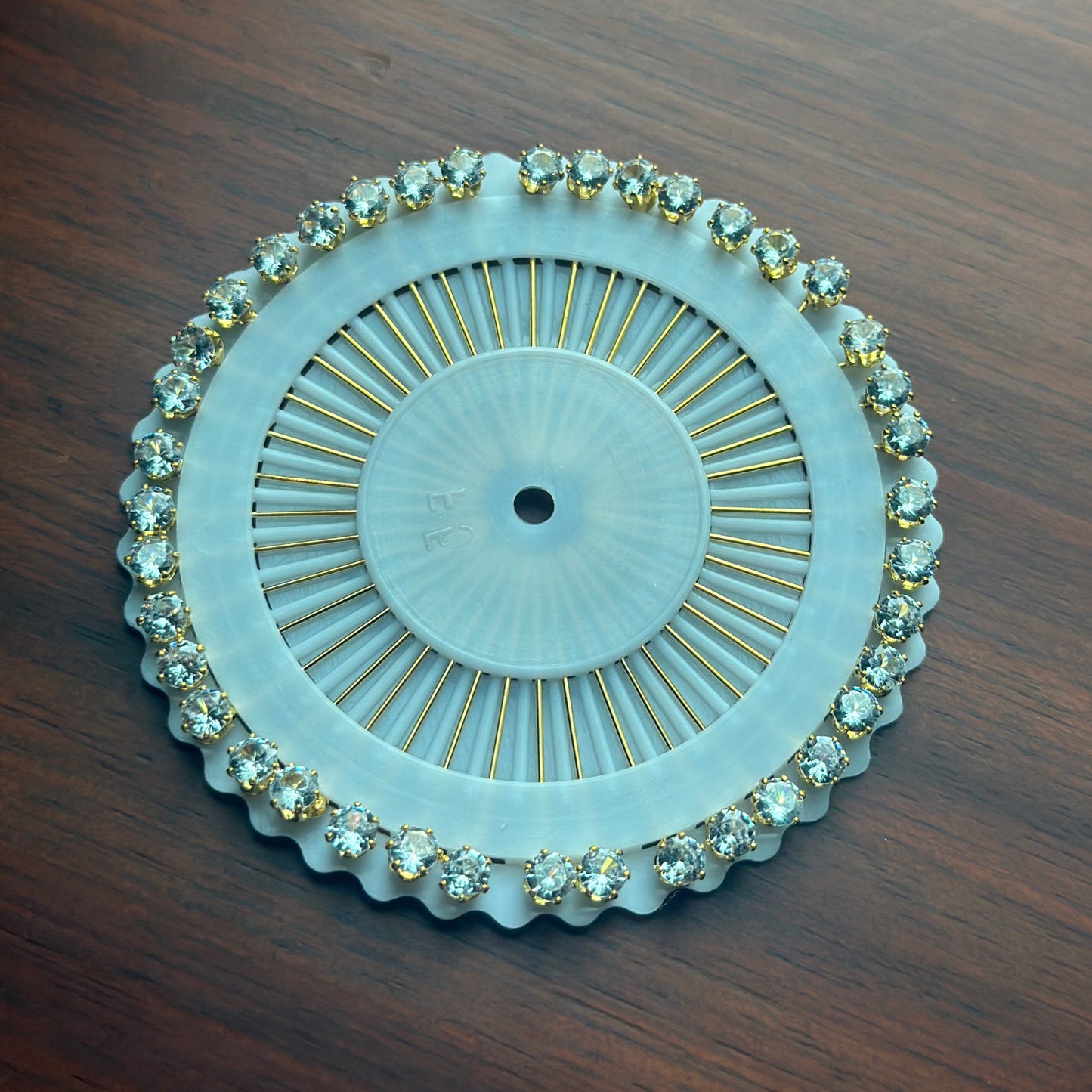 Inayah Exclusive 40 Piece Crystal Scarf Pins Gold