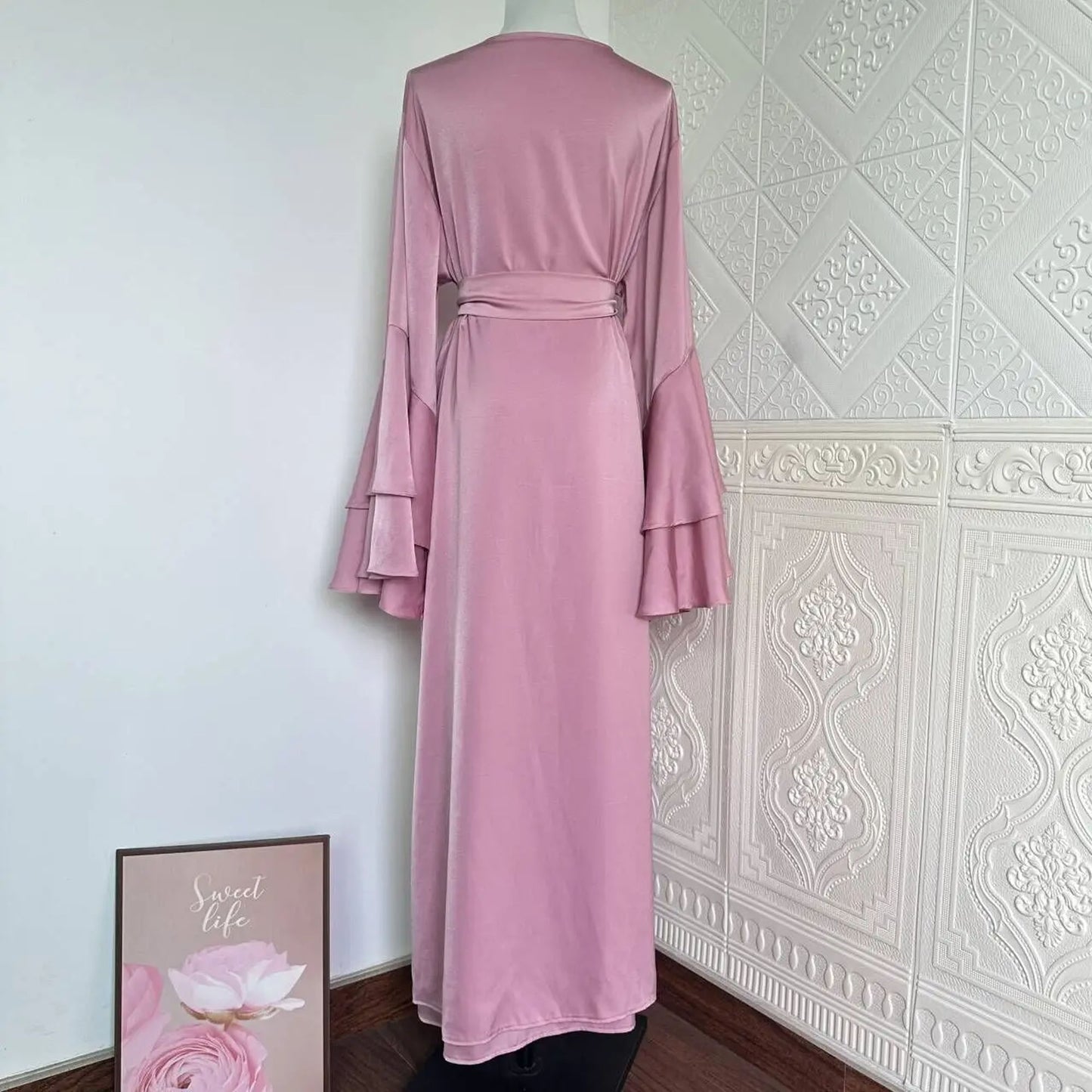 Inayah Exclusive Satin Abaya Set Pink