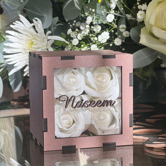 Inayah Exclusive Customized Infinity Rose Mini Box Pink
