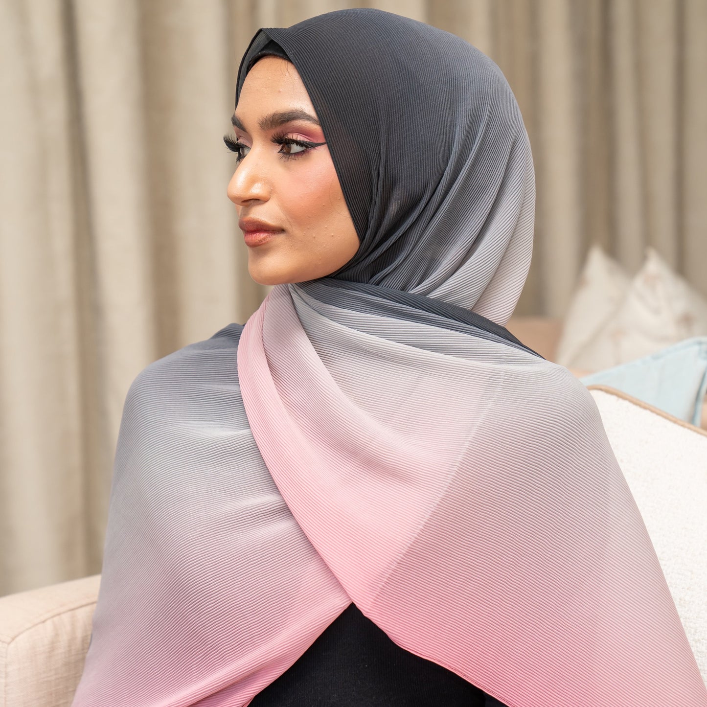 Inayah Exclusive Premium Crimped Scarf Apricot Dust