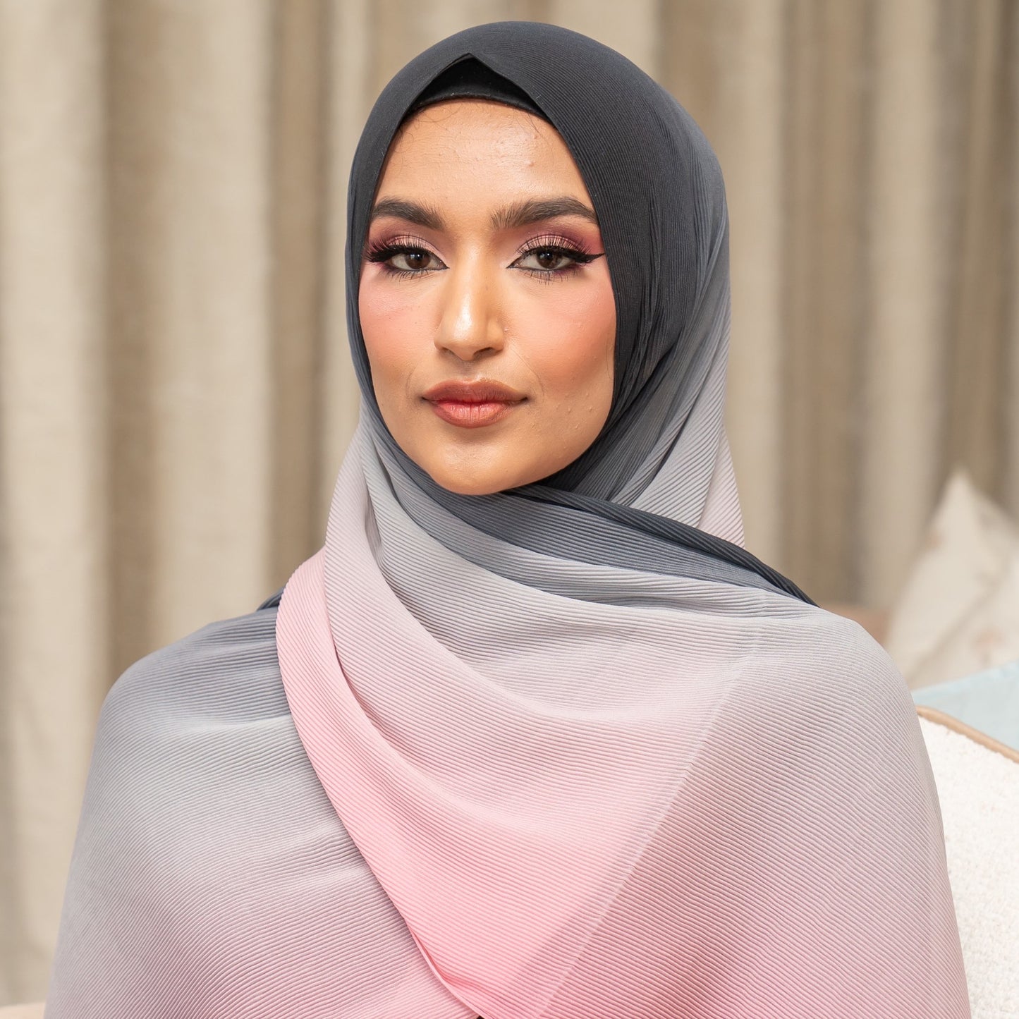 Inayah Exclusive Premium Crimped Scarf Apricot Dust