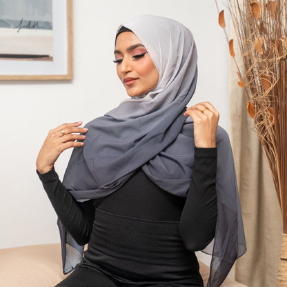 Inayah Exclusive Premium Crimped Scarf Graphite